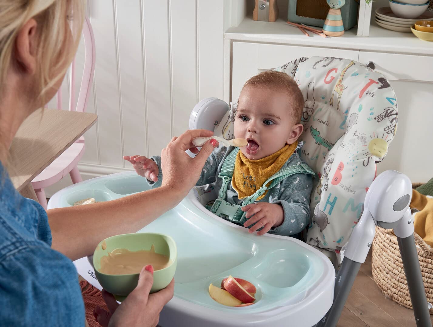 Mamas & Papas Snax Adjustable Highchair, Happy Planet